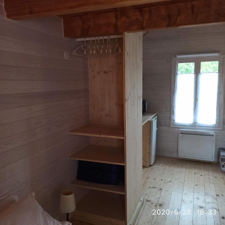 Une Tiny House A Decouvrir Au Coeur De La Cite ! Contrexéville Exteriér fotografie
